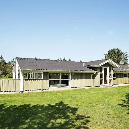 Three-bedroom Holiday In Lokken 62 בית נופש