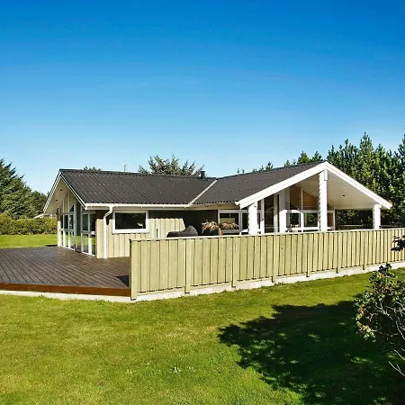 Three-bedroom Holiday In Lokken 62 *